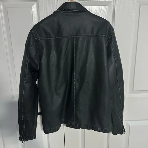 Men’s Buckle medium faux leather jacket. - Picture 2 of 2